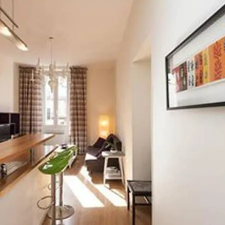 Barla 3 - A Spacious One Bedroom Apartment Near Place Garibaldi Nizza Exterior foto